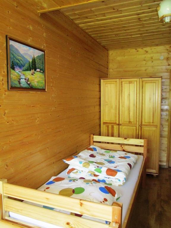 Noclegi Pod Malym Krolem Ustrzyki Dolne Esterno foto